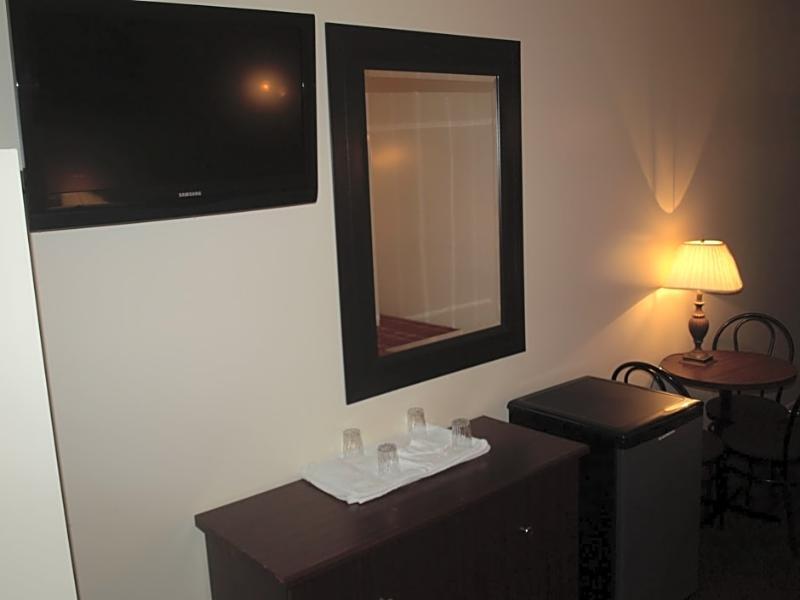 Econo Lodge Montreal Exterior photo